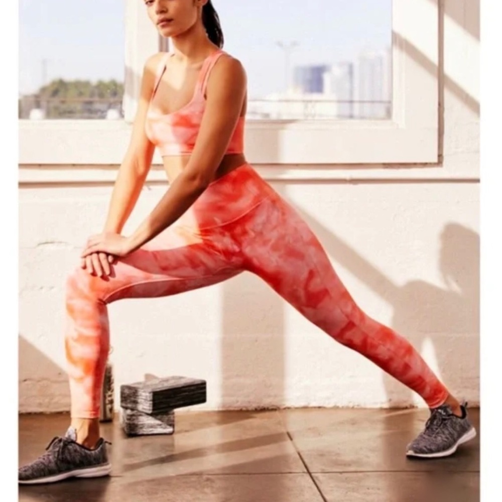 NWOT Free People High-Rise 7/8 Good Karma Leggings